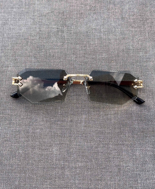 A VIBORA PATA DORADA-TRES PIEZAS